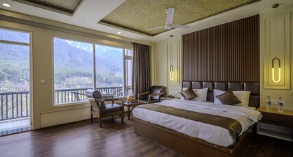 Hotel White Castle Room Type - Premium Room with Balcony