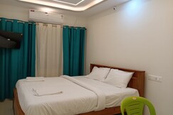 Shri Dham Homestay Private Room with Bathroom