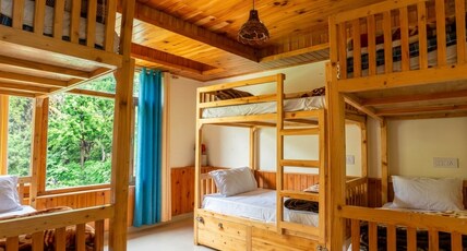 Trippeaze Room Type - Manali Backpackers Dorm  Workation, Wifi and Views