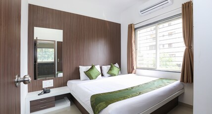 Treebo Sapphire Studio Room Type - Superior Room