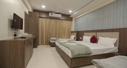 Royal Palace Hotel Room Type - Family Room