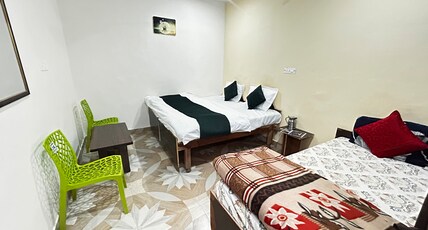 Sip With Bite Cafe & Stay Room Type - delax room