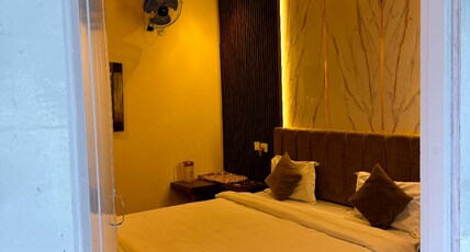RIVER FRONT Room Type - Room 2