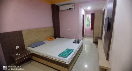 Hotel SS park Room Type - Standard Room Non AC