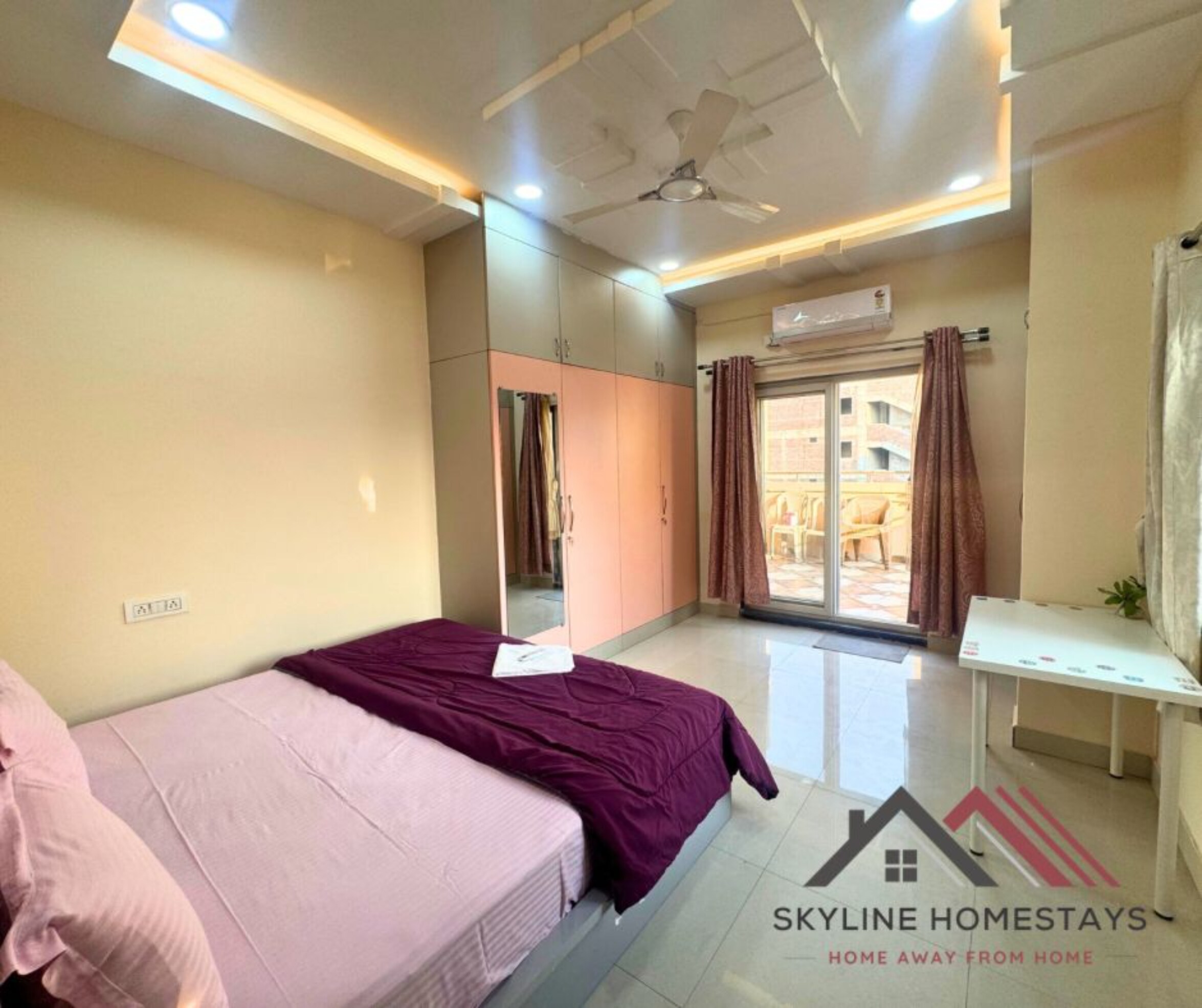 Luxurious 4BHK Penthouse By Skyline - Tap to explore photos