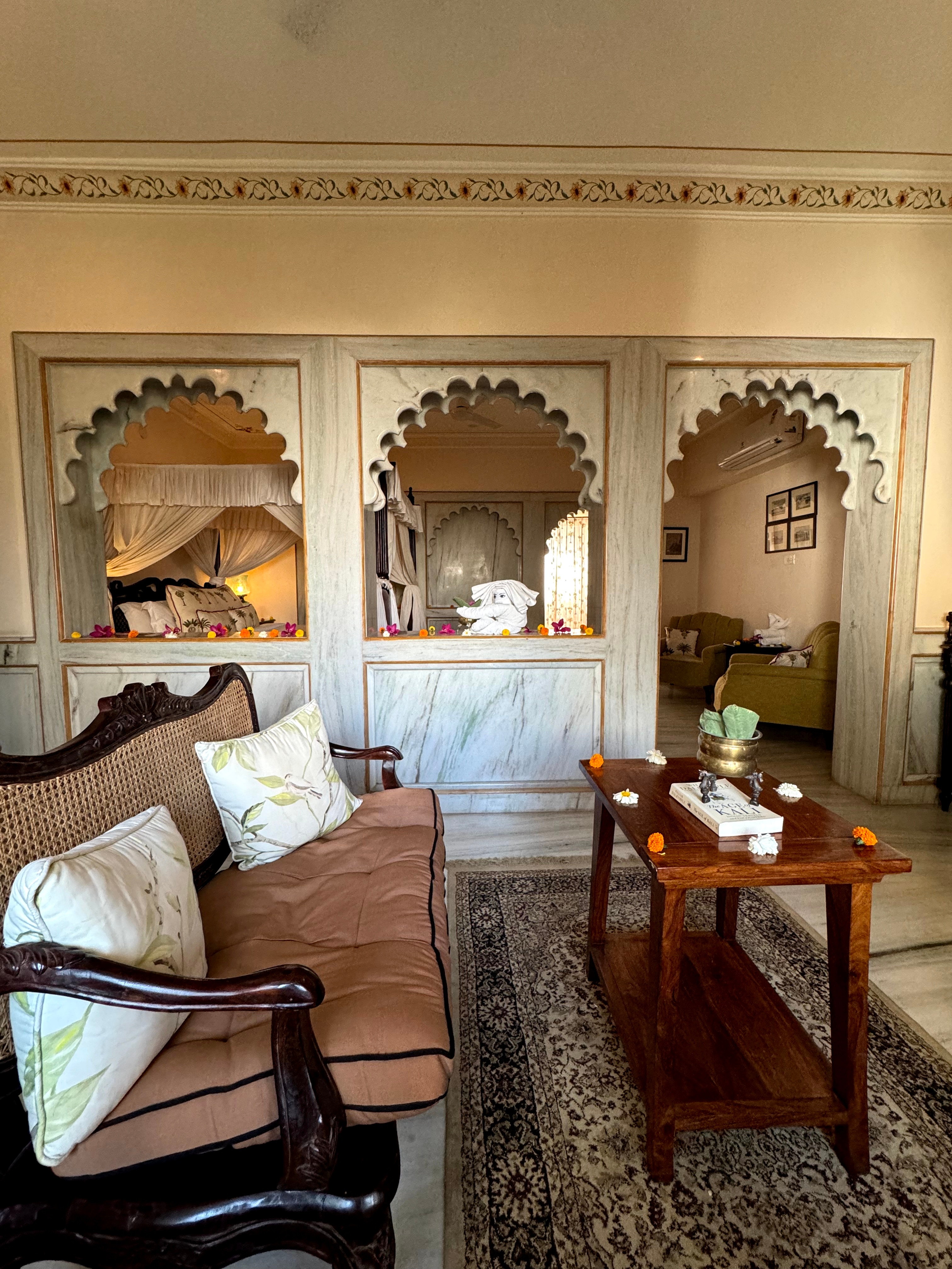 Hotel Udai Kothi - Tap to explore photos