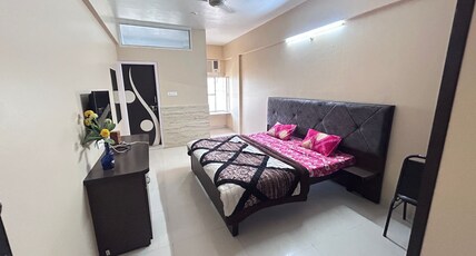 PDM COMFORTS GUEST HOUSE & HOSTEL Room Type - Family Deluxe AC Room