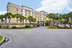 Hampton Inn & Suites North Charleston-University Blvd