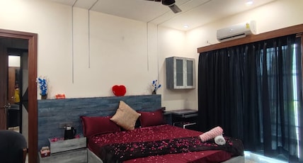Hotel Del Luna Room Type - Suite room with jacuzzi