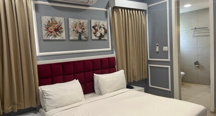 White Mint Room Type - Standard Room