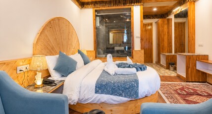 The Rudra Grand Room Type - Honeymoon Suite