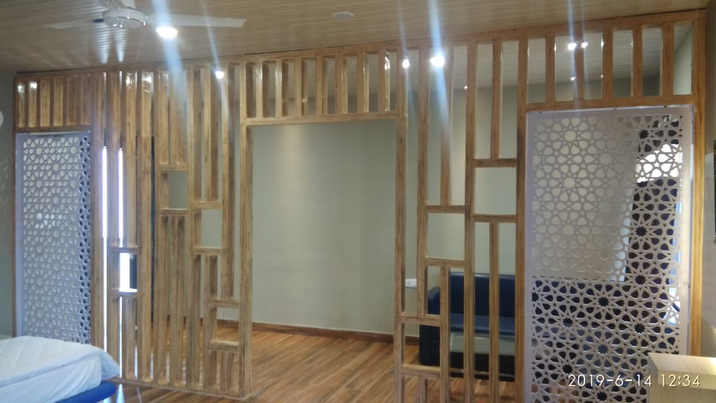 Hotel Dhanraj Palace - Tap to explore photos