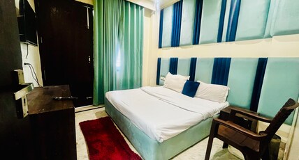 Blue Diamond Room Type - Deluxe room