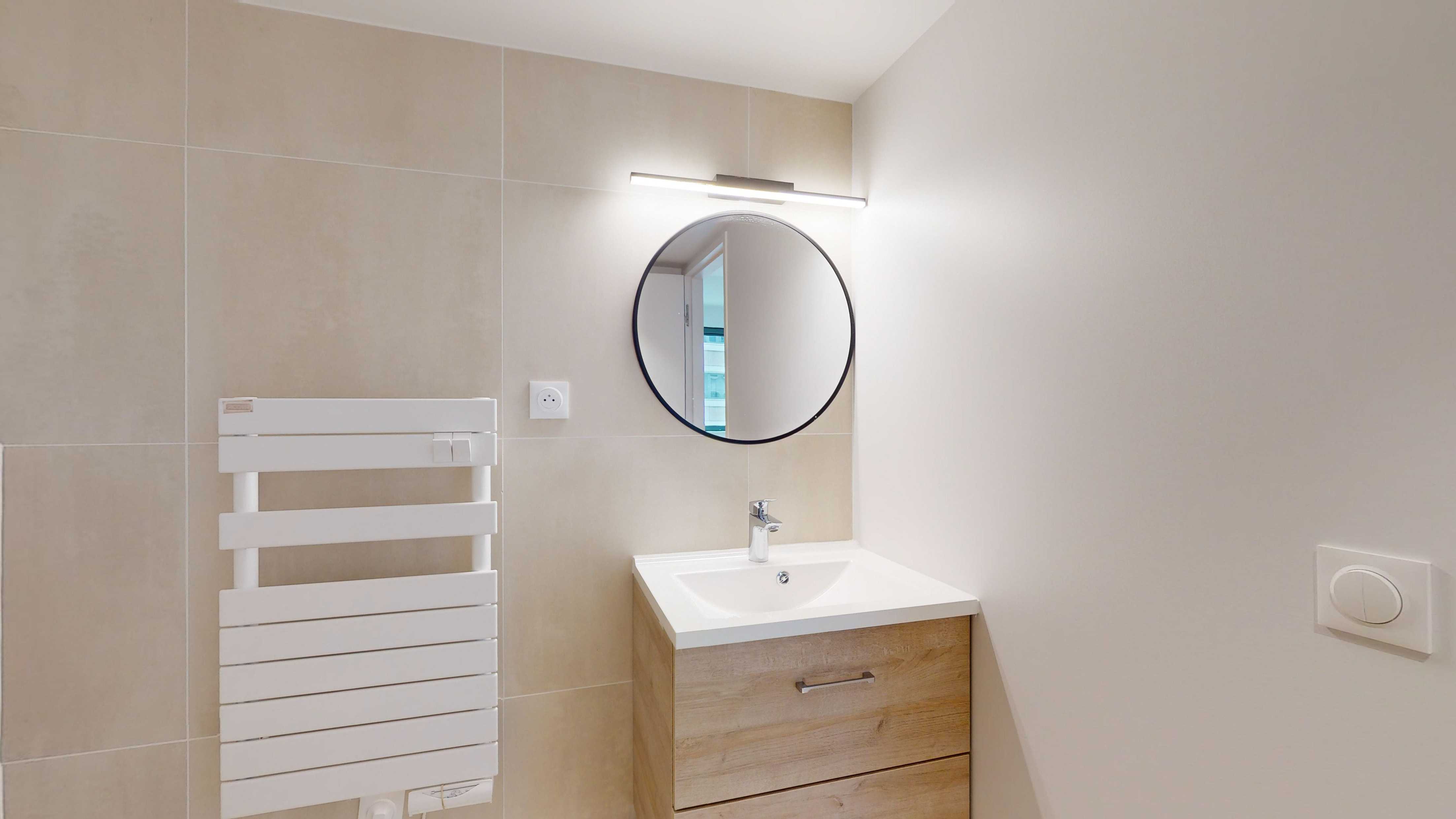Studio 1105 in a premium residence- Sport/Rooftop - Tap to explore photos