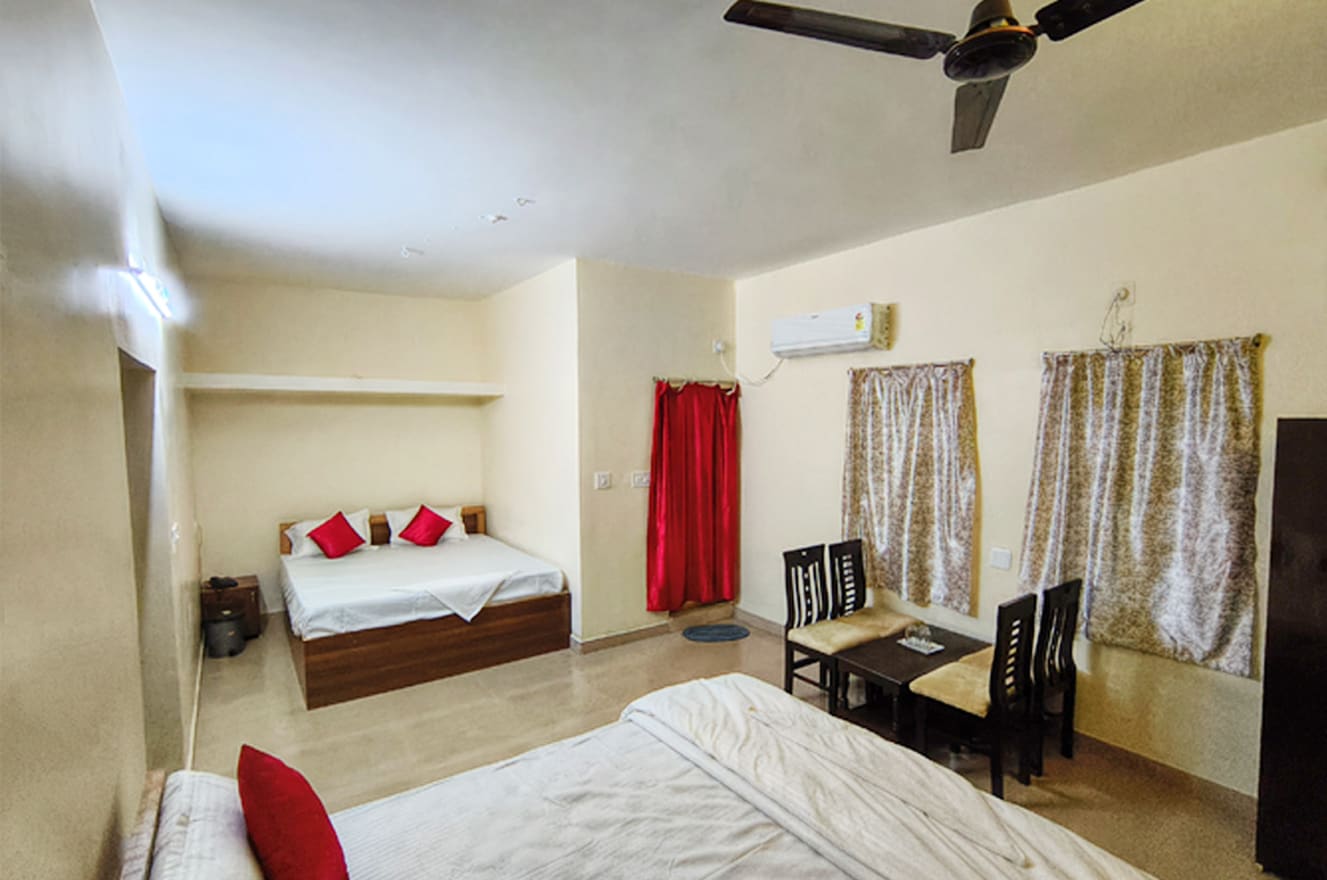 ASHOK NANDINI GUEST HOUSE - Tap to explore photos
