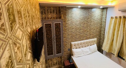 The Bella Guest House Varanasi Room Type - Deluxe Room with Ensuite Washroom