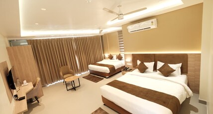 HOTEL CAMELLIA GRAND Room Type - Family Suit