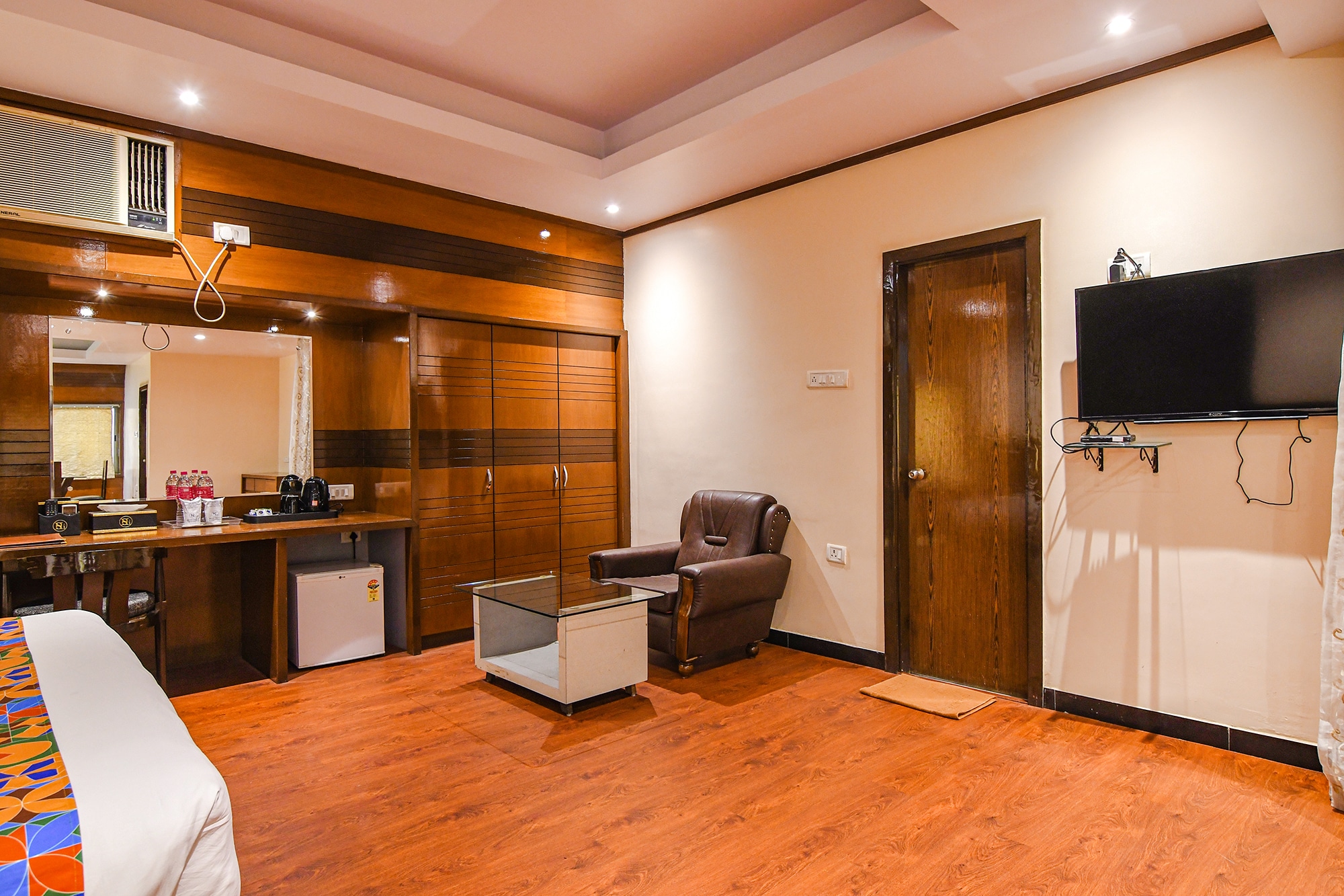 FabHotel Prime Shivani International - Tap to explore photos