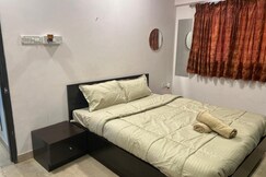 2bhk with Pvt Decks near sea