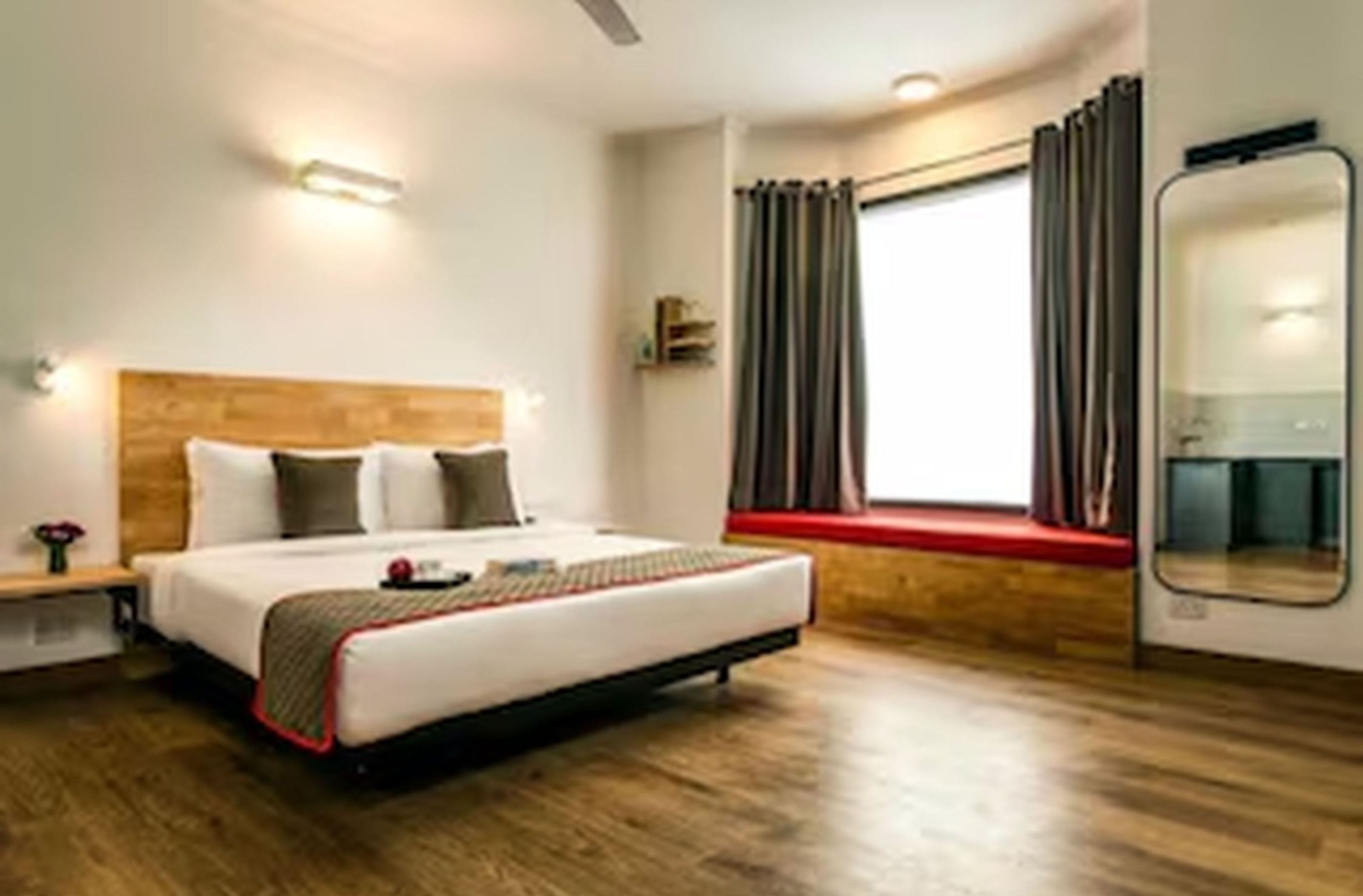 OYO 835012 JC Menka Banquet Hall And Hotel - Tap to explore photos