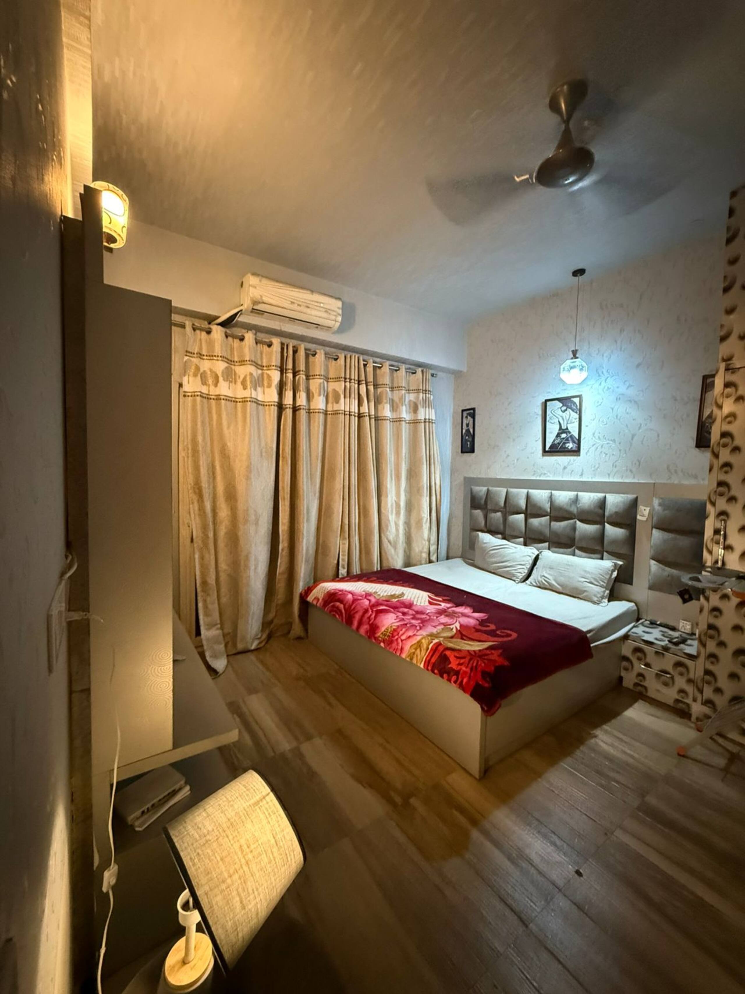 premium Stay Paramount Golf Foreste
Cozy BnB - Tap to explore photos
