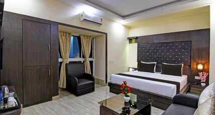 The Elgin Hotel Room Type - Premium Room AC with Free Wi-Fi The Elgin Hotel Room Type - Premium Room AC with Free Wi-Fi