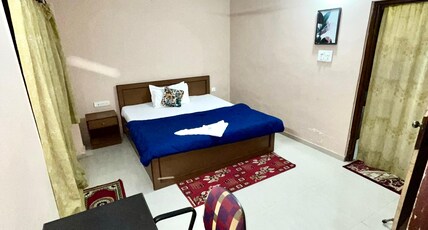Cozy Dens Jubilee Hills Hyderabad Room Type - 102