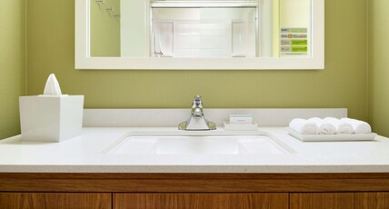 Home2 Suites by Hilton La Crosse, WI Room Type - 1KG HEARING ACC SUITE NS