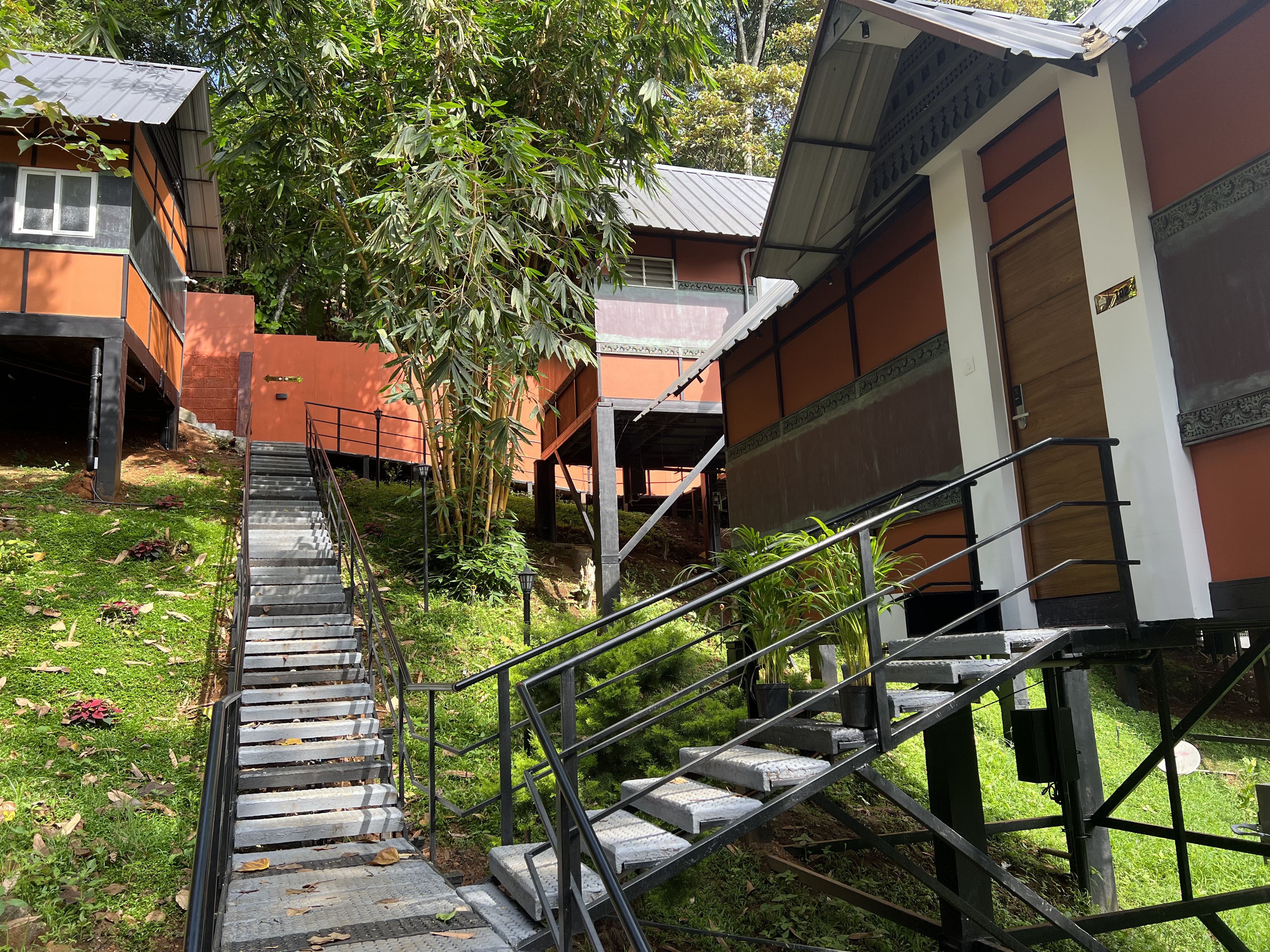 Santhi Hill View Resort - Tap to explore photos