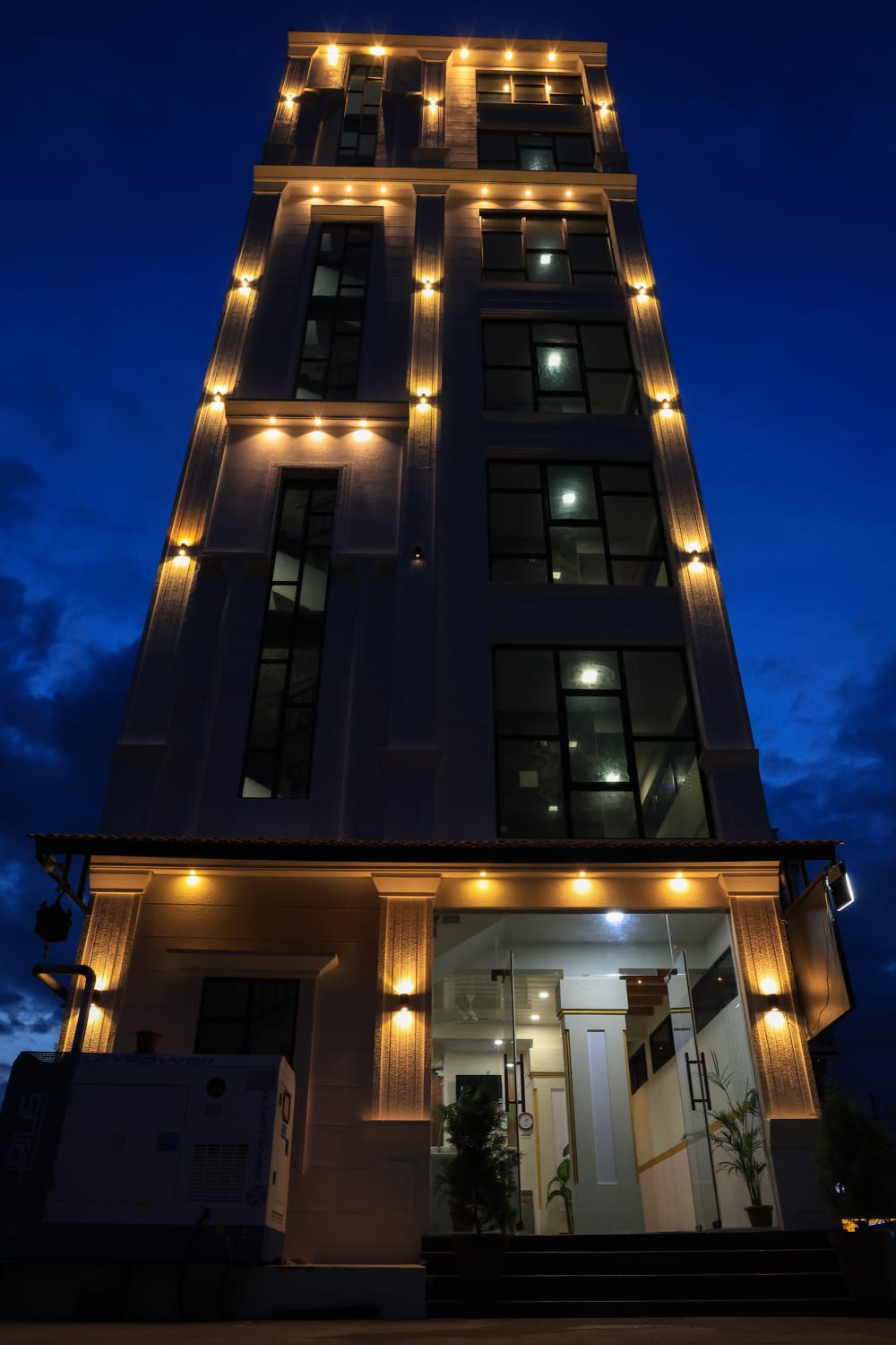 HOTEL JETWAY INN - Tap to explore photos