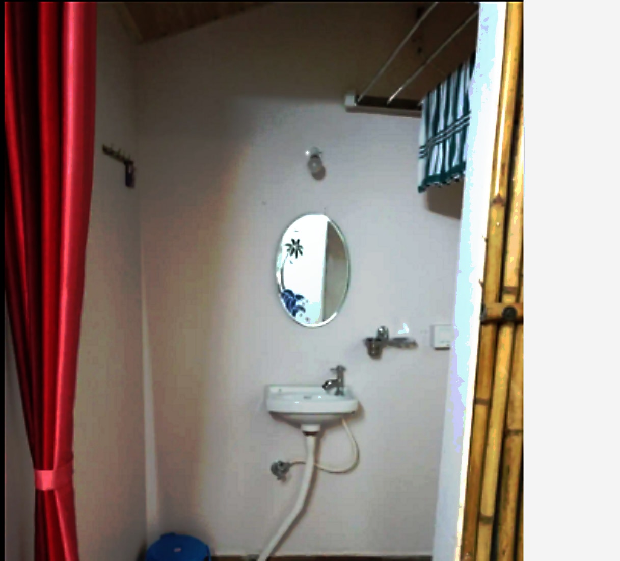 Bamboo Cottage - Tap to explore photos