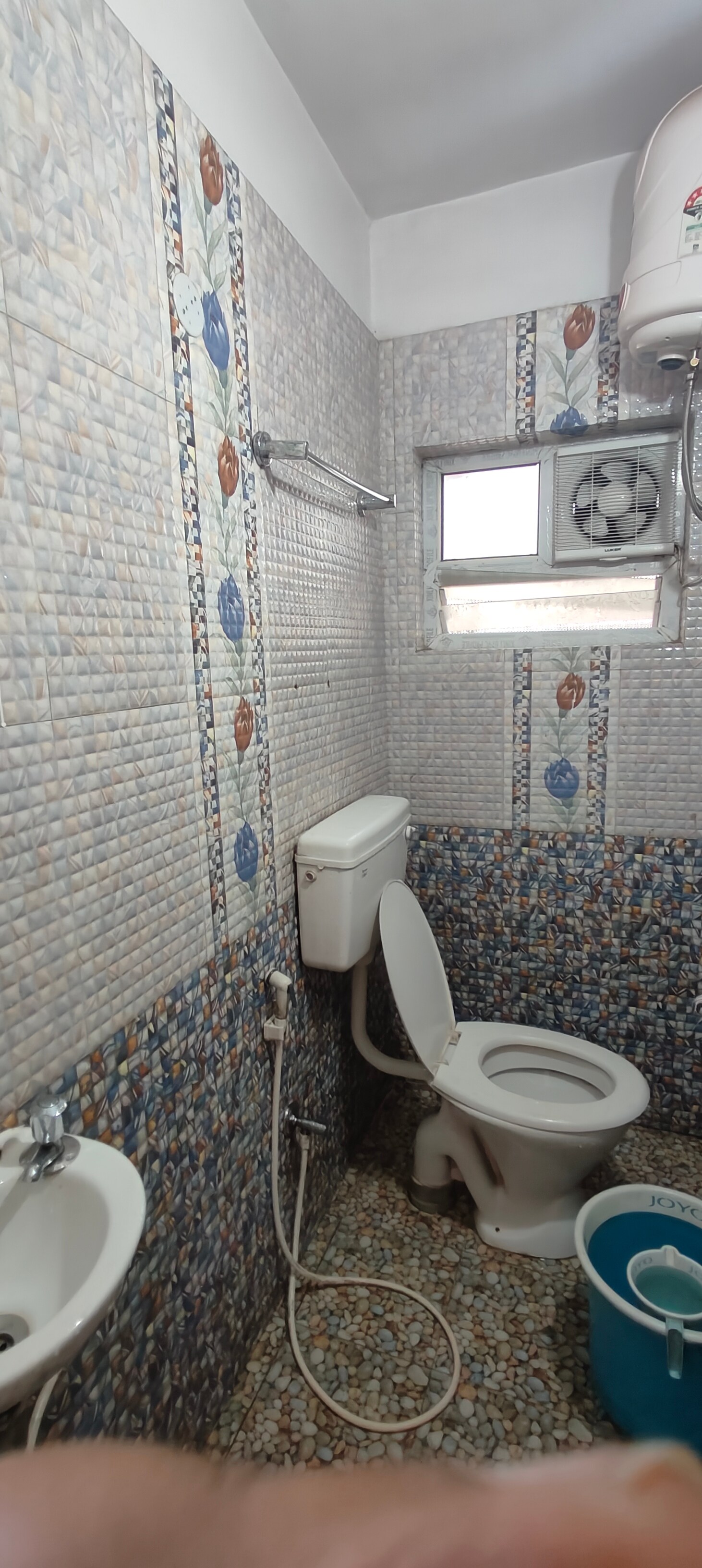 Yamuna rooms and dormitory - Tap to explore photos