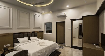 Hotel Katare Palace Room Type - Deluxe room with free wifi