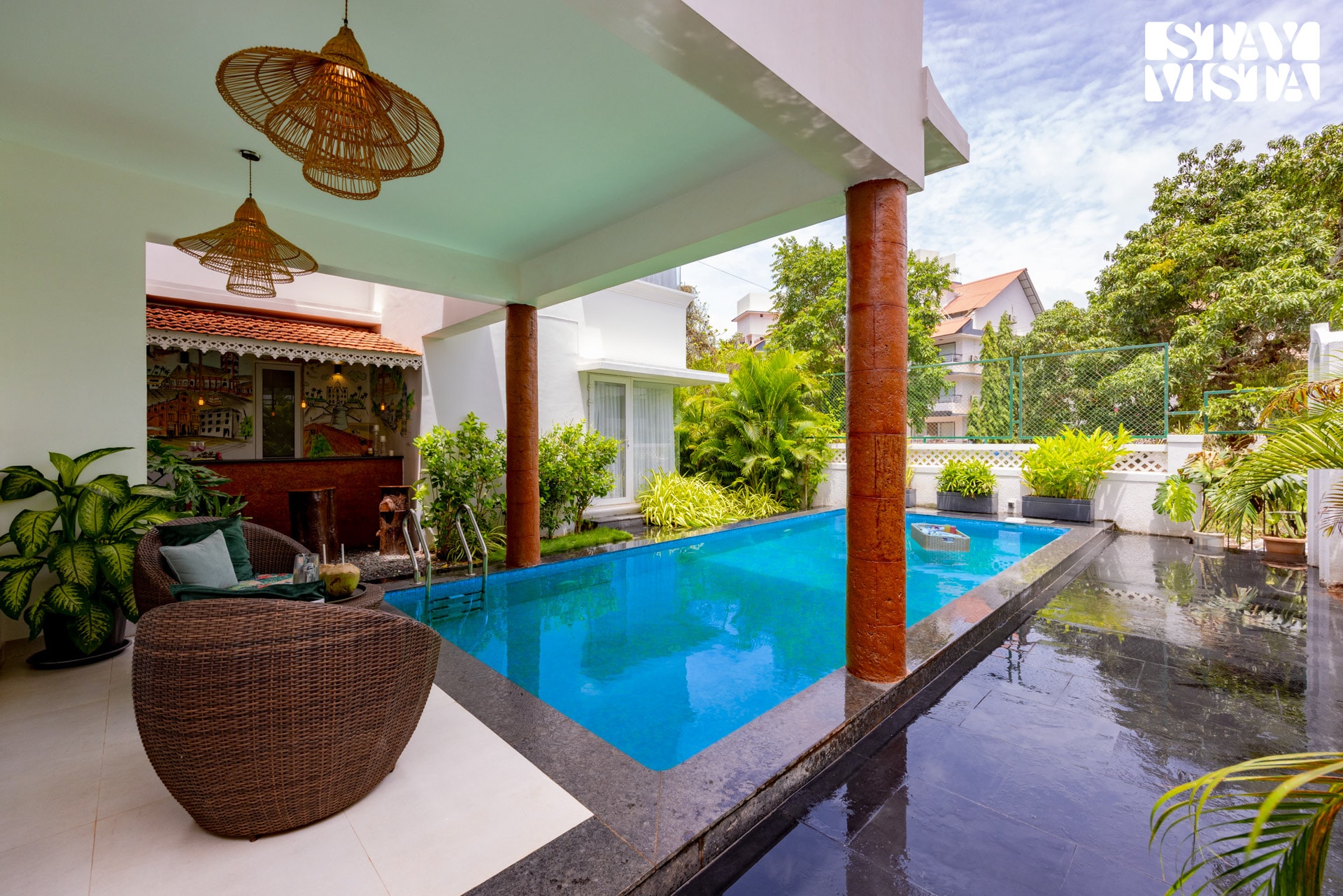 StayVista at Villa Luxo - Tap to explore photos