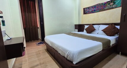 Hotel Raj Inn Room Type - Budget room