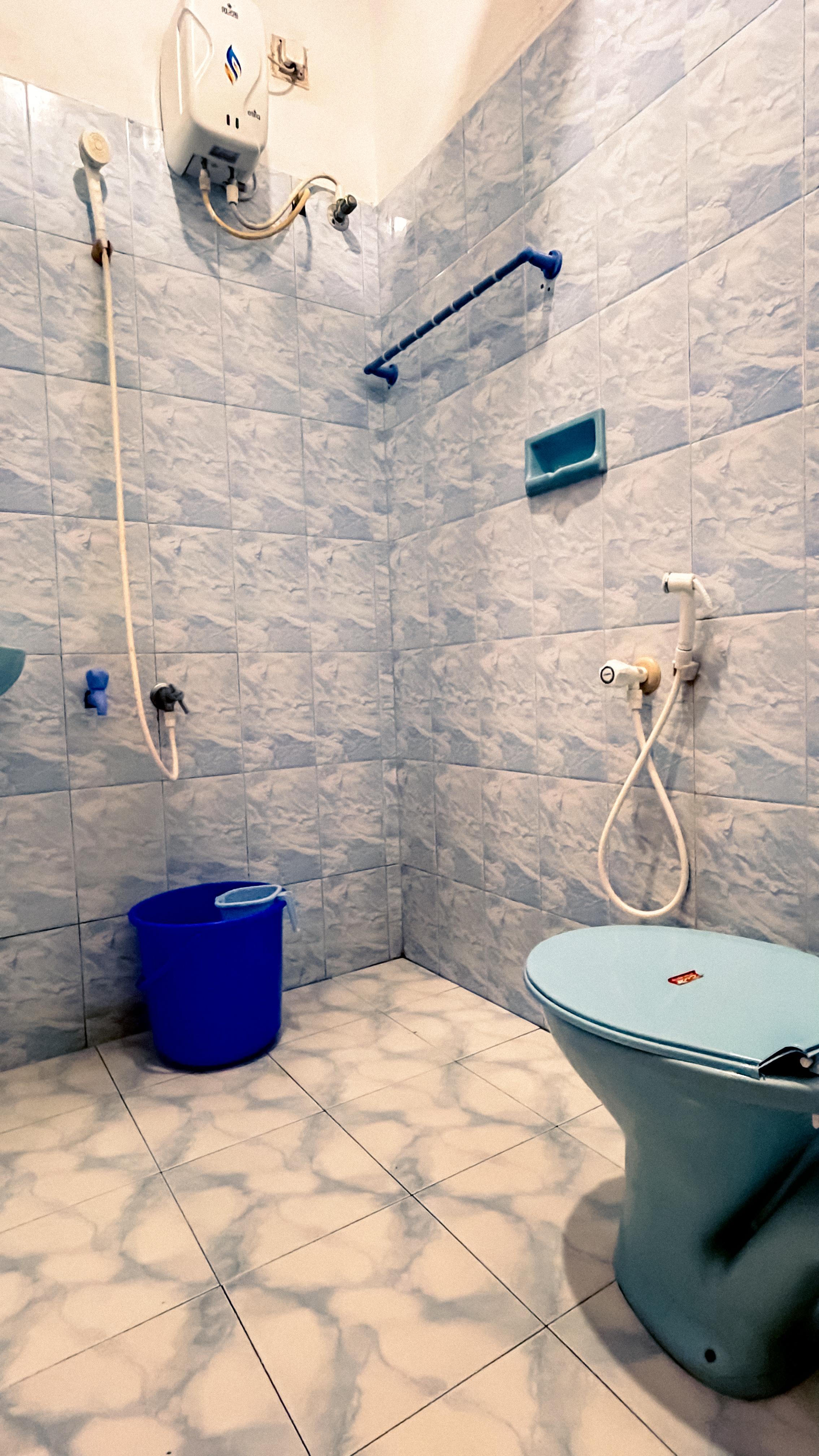 Nandanam Homestay | Walkable from Cliff - Tap to explore photos
