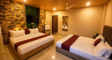 Casa Aranya A Heritage Retreat With Swimming Pool Mount Abu Room Type - Family Room with 2 King Beds