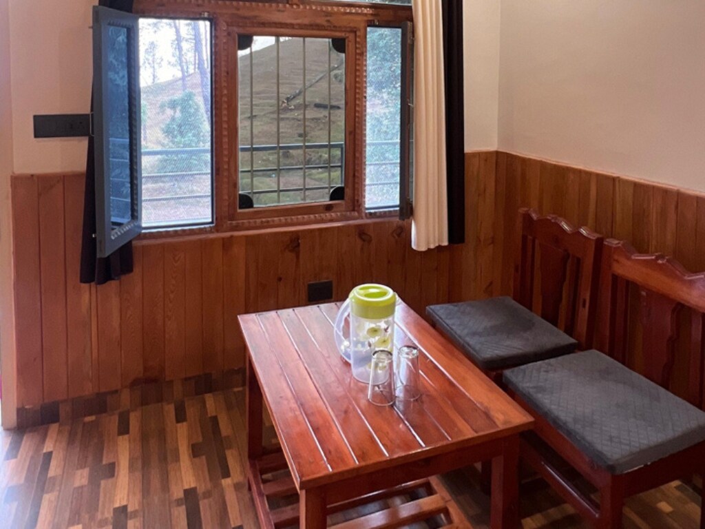 Binsar Royal Homestay By StayApart - Tap to explore photos