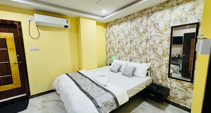 HOTEL HYDERABAD PULSE Room Type - DELUXE AC ROOMS