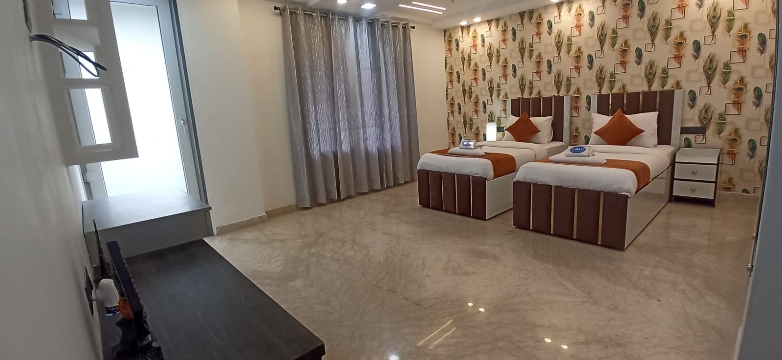 BFL Guest House Delhi - Tap to explore photos