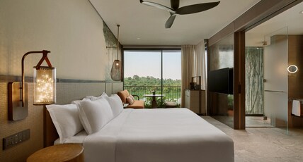 Mandai Rainforest Resort by Banyan Tree Room Type - Sanctuary King