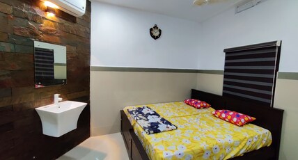 SUHAILS RESIDENCY Room Type - Deluxe Non AC