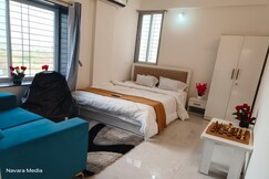 FabHotel Shukrana Stays