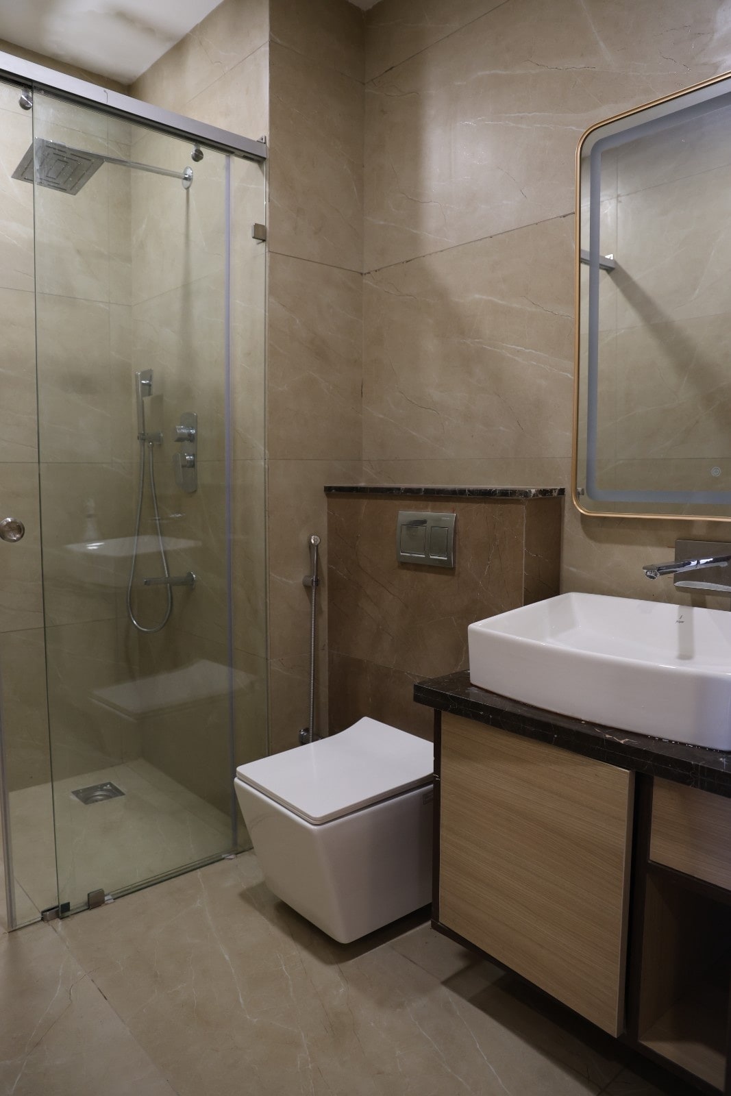 VSeven Hotels - Tap to explore photos
