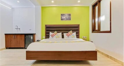 Downtown Travelodge Room Type - Bedroom 1