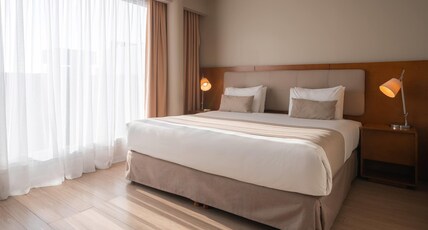 Dazzler by Wyndham Montevideo Room Type - 1 King Bed, Superior Room, Non-Smoking