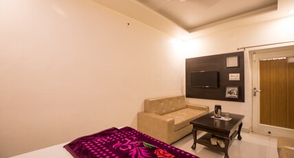 Hotel Atithi Grand Room Type - EXECUTIVE ROOM