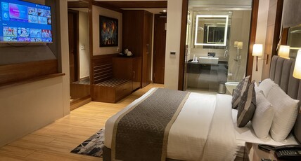 Hotel Park Regency Room Type - Deluxe Room