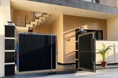 Luxury 2 BHK Family Stay Near Chandigarh