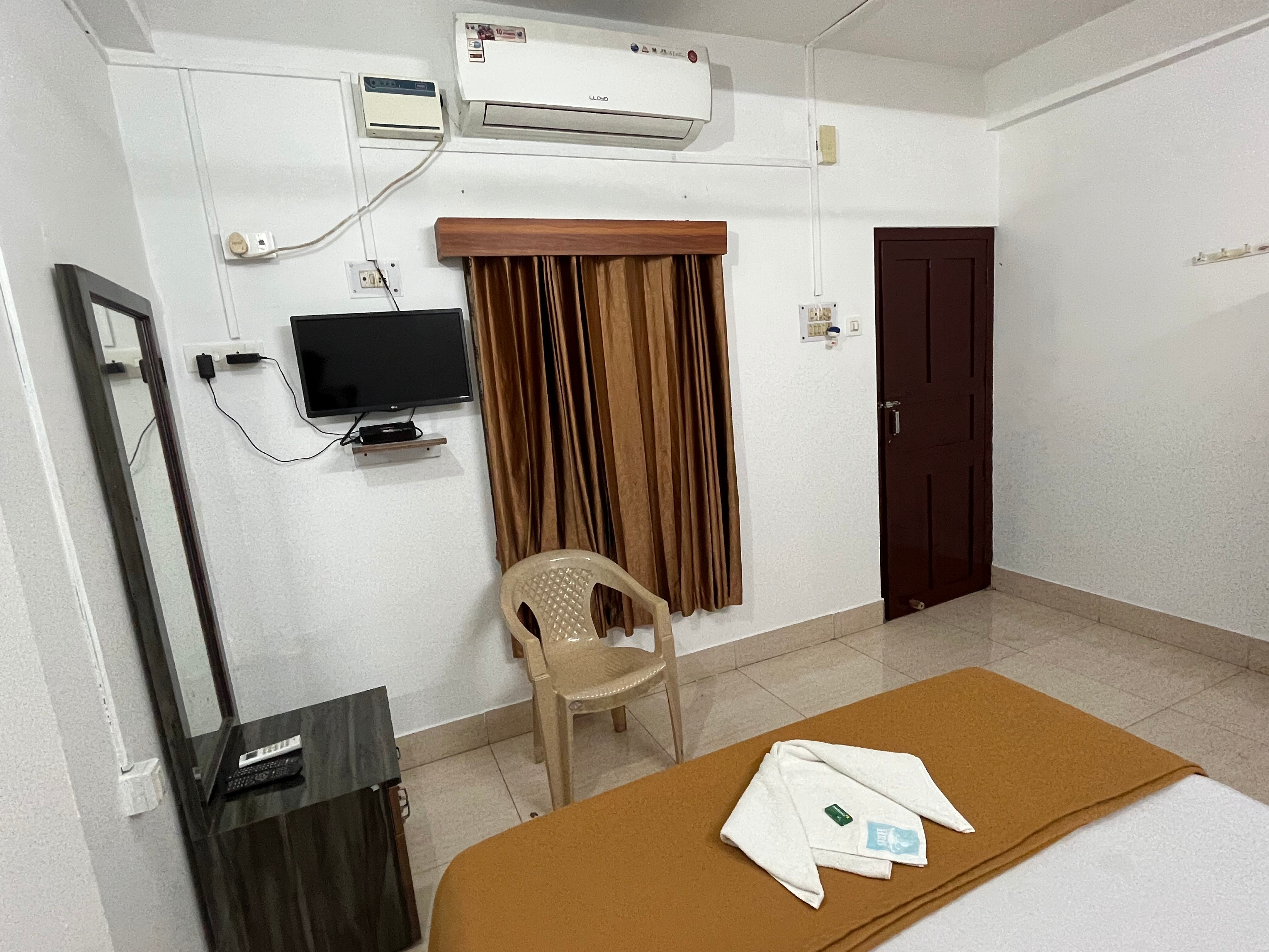 Hotel Rajadeepam - Tap to explore photos